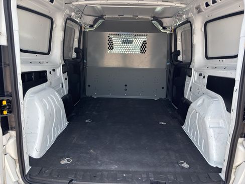 Used 2022 RAM ProMaster City Tradesman FWD image 3