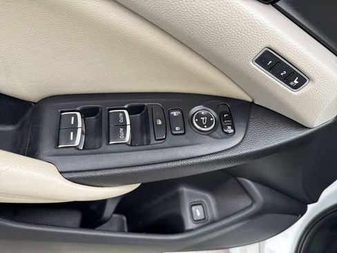 Used 2019 Honda Accord EX-L image 21