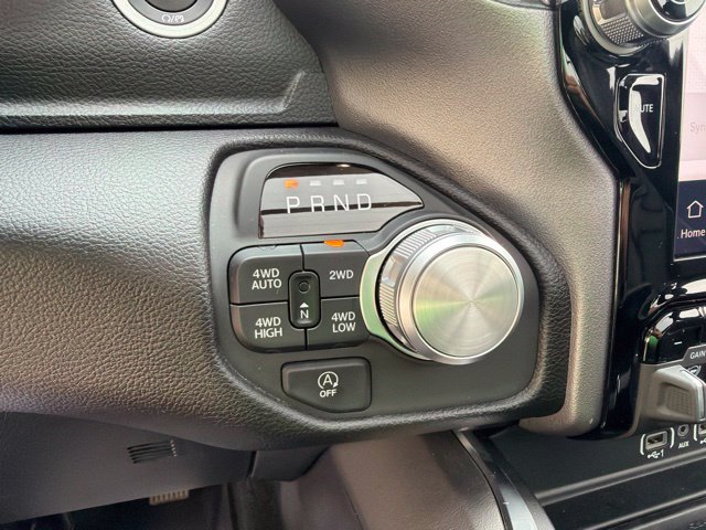 Used 2025 RAM 1500 Laramie w/ Sport Appearance Package AWD/4WD image 30