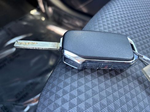 Used 2025 Kia Soul LX w/ LX Technology Package image 21