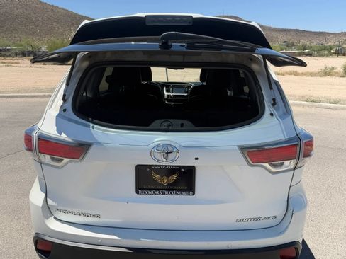 Used 2015 Toyota Highlander Limited Platinum AWD/4WD image 13