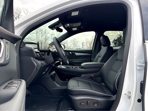 New 2026 Buick Enclave Preferred w/ Power Package FWD image 9