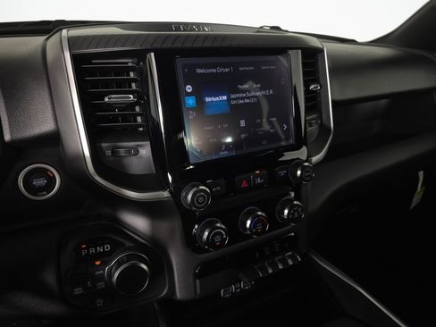 New 2026 RAM 1500 Express AWD/4WD image 28