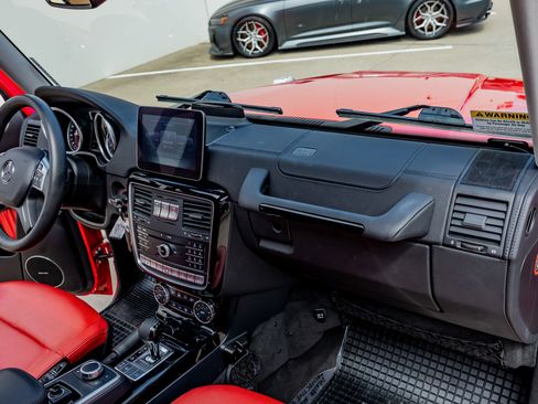 Used 2017 Mercedes-Benz G 550 image 17