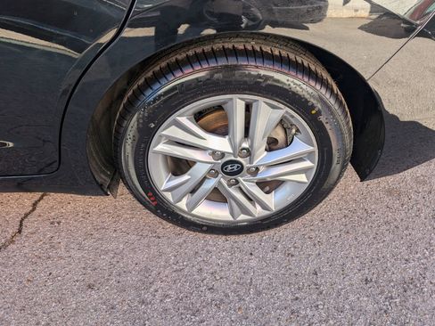 Used 2020 Hyundai Elantra SEL w/ Cargo Package (C1) image 25