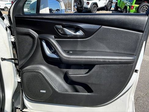 Used 2020 Chevrolet Blazer Premier w/ Driver Confidence II Package image 25