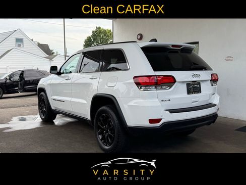Used 2022 Jeep Grand Cherokee Laredo X AWD/4WD image 6