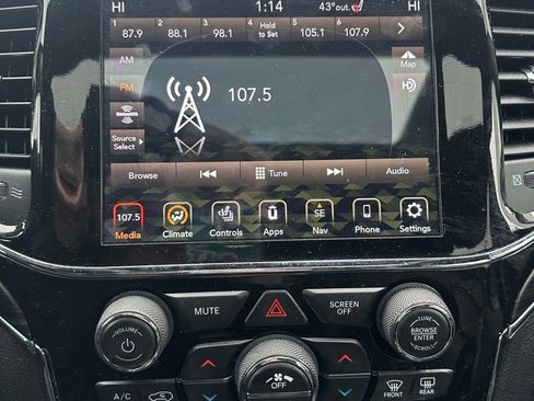 Used 2020 Jeep Grand Cherokee Limited image 11