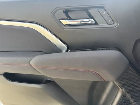 New 2026 Chevrolet Colorado Z71 image 15