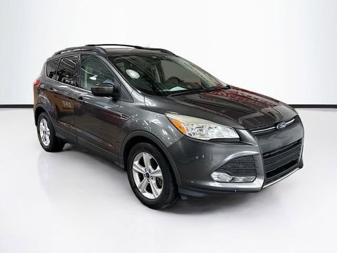 Used 2015 Ford Escape SE w/ Equipment Group 201A AWD/4WD image 3