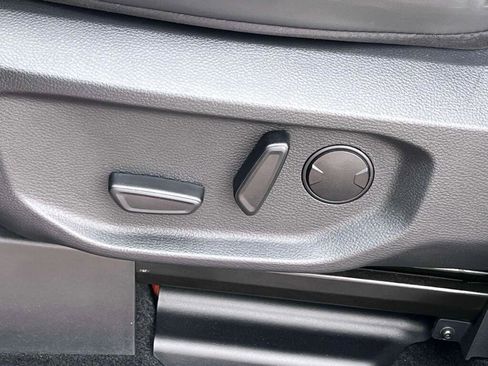 Certified 2025 Ford Ranger Raptor AWD/4WD image 17