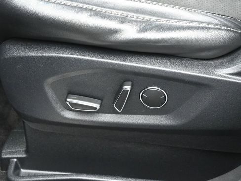 Used 2015 Ford Edge Sport w/ Equipment Group 401A FWD image 9