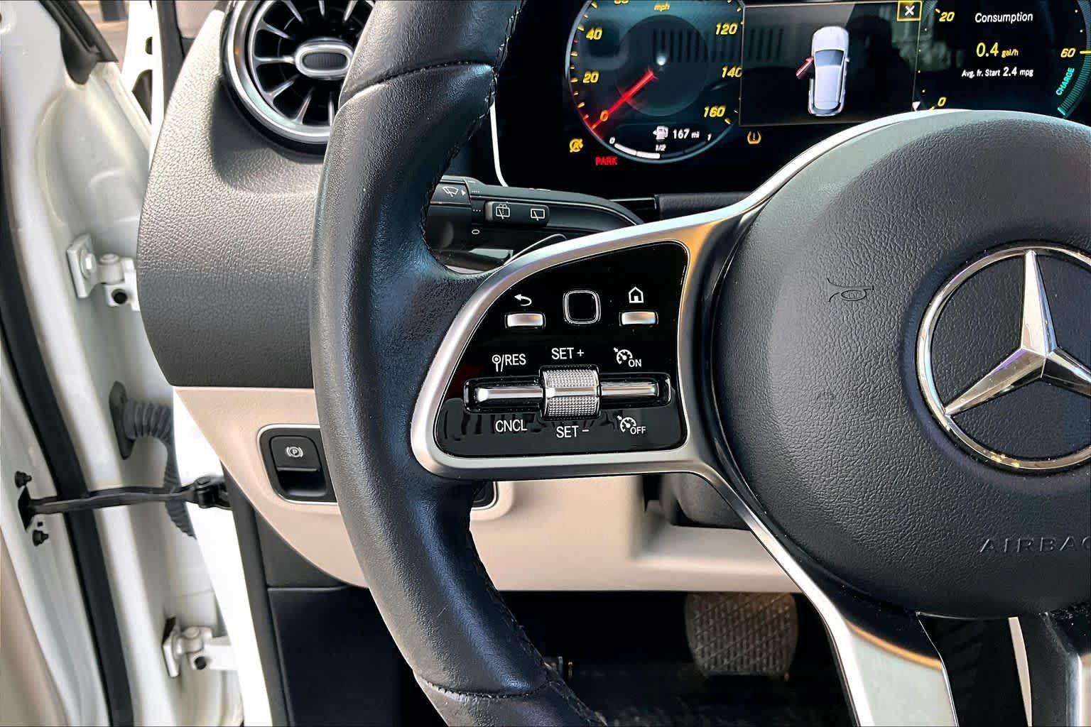 Used 2021 Mercedes-Benz GLA 250 4MATIC image 23