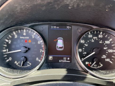 Used 2018 Nissan Rogue S AWD/4WD image 17