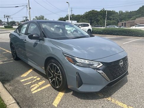 Certified 2024 Nissan Sentra SR w/ SR Premium Package image 2