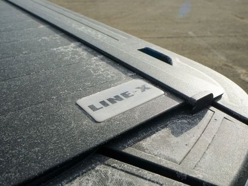 Used 2024 GMC Sierra 2500 Denali Ultimate image 12