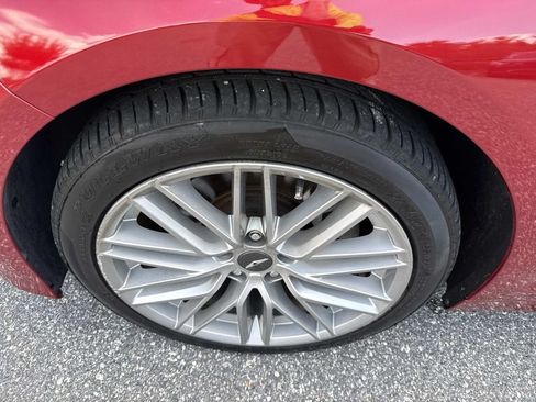 Used 2020 Genesis G70 2.0T RWD image 11