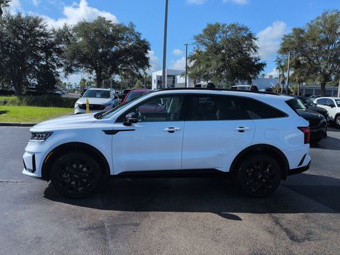 Used 2022 Kia Sorento SX AWD/4WD image 7