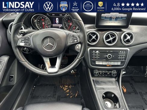 Used 2018 Mercedes-Benz CLA 250 4MATIC image 9