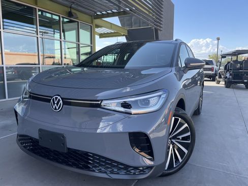 Used 2024 Volkswagen ID.4 S image 2