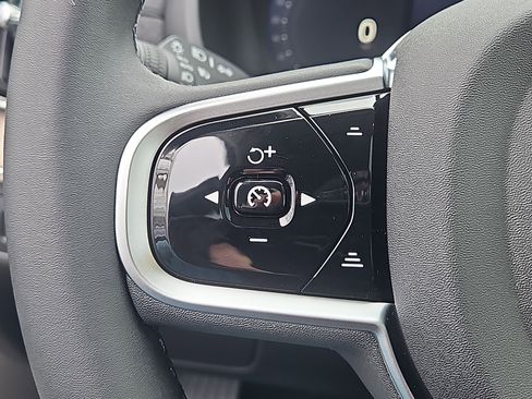 New 2026 Volvo XC90 B6 Plus w/ Protection Package image 16