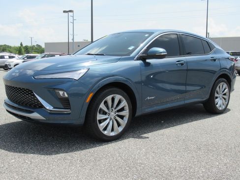 Used 2024 Buick Envista Avenir FWD image 3