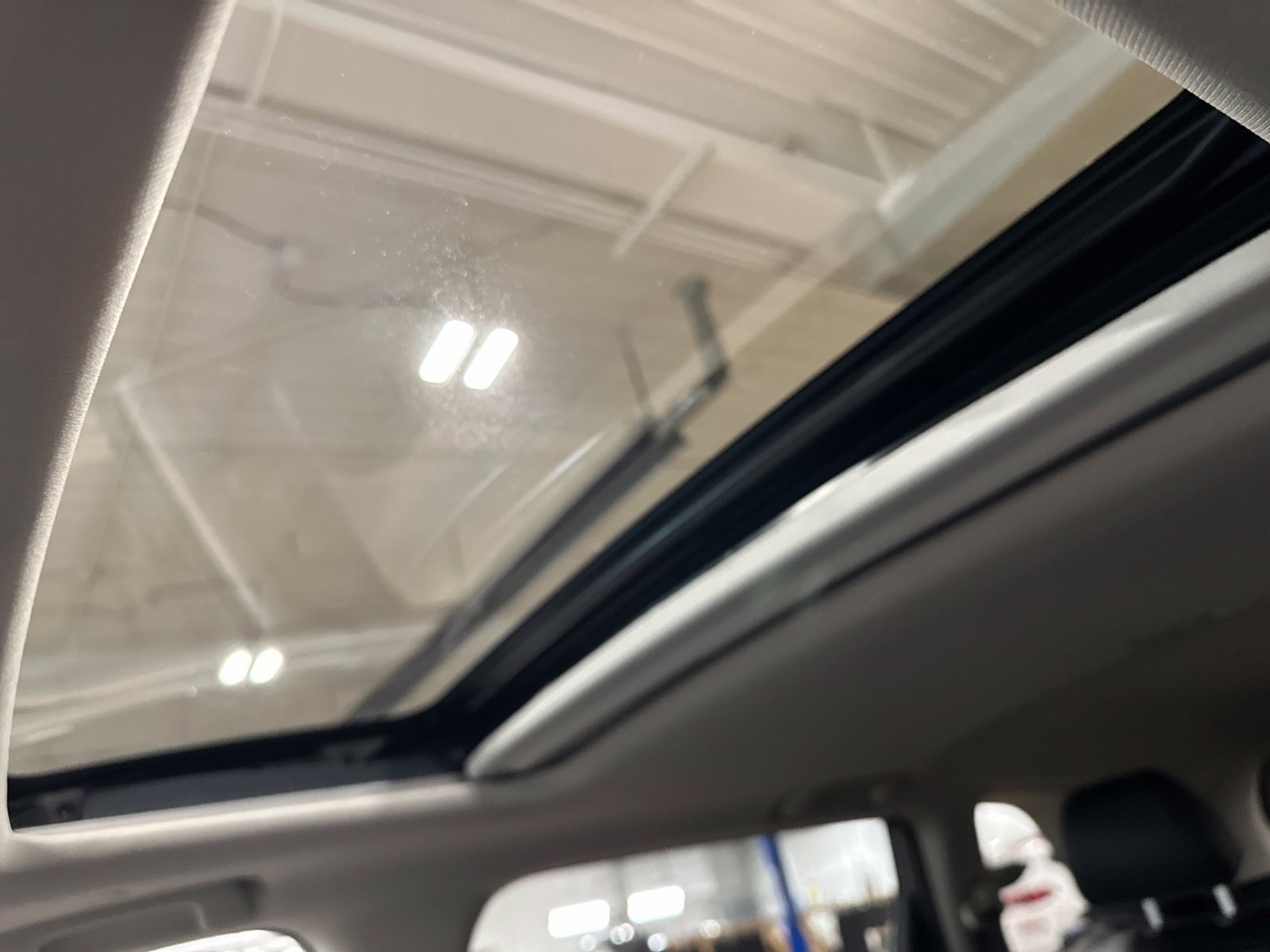 Used 2024 Honda CR-V EX-L image 75