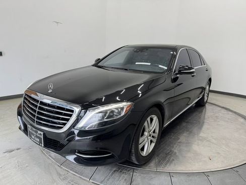 Used 2017 Mercedes-Benz S 550 Sedan image 30