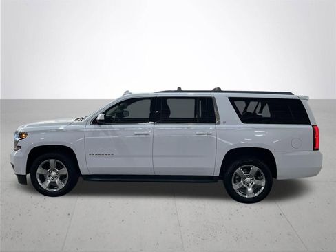 Used 2020 Chevrolet Suburban LT w/ Luxury Package image 15