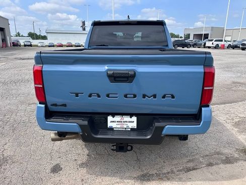Certified 2026 Toyota Tacoma SR5 AWD/4WD image 4