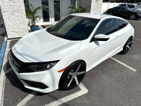 Used 2020 Honda Civic Sport image 9