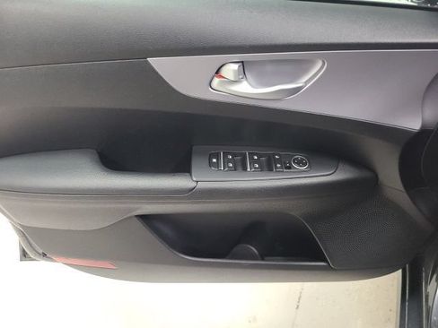 Used 2024 Kia Forte LXS FWD image 16