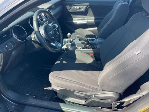 Used 2023 Ford Mustang Coupe image 10