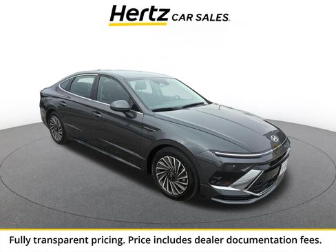 Used 2025 Hyundai Sonata SEL FWD image 1