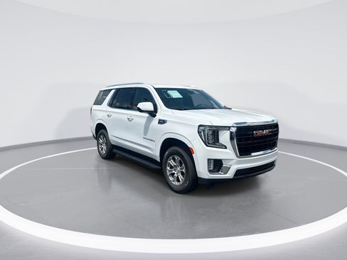 Used 2023 GMC Yukon SLE RWD image 2