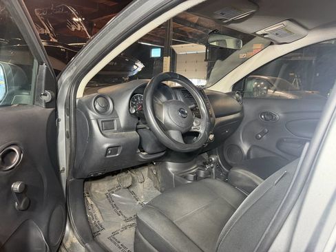 Used 2014 Nissan Versa S Plus FWD image 10