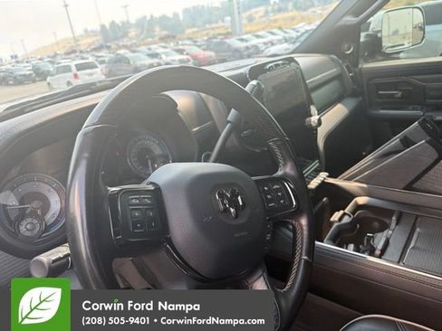 Used 2022 RAM 2500 Limited AWD/4WD image 13