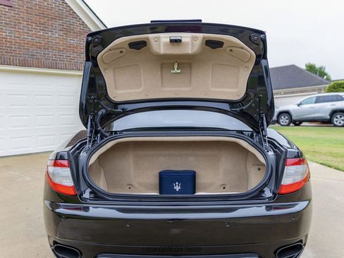 Used 2011 Maserati GranTurismo S RWD image 87