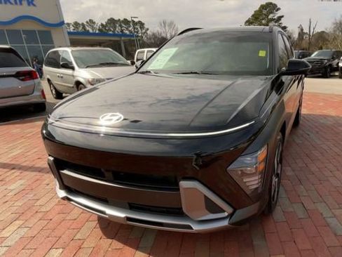Used 2024 Hyundai Kona Limited FWD image 4