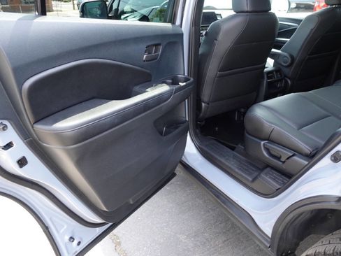 Used 2023 Honda Passport EX-L image 22