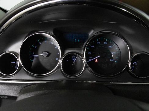 Used 2016 Buick Enclave Leather image 17