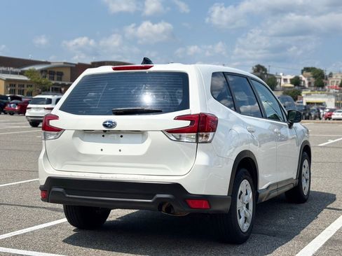 Used 2024 Subaru Forester AWD/4WD image 10