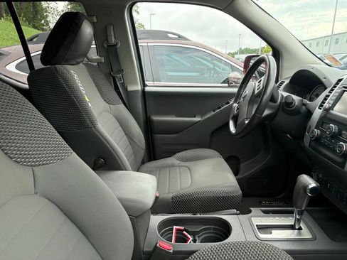Used 2019 Nissan Frontier PRO-4X AWD/4WD image 9