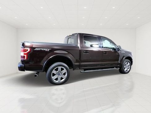 Used 2018 Ford F150 XLT w/ Equipment Group 302A Luxury AWD/4WD image 6