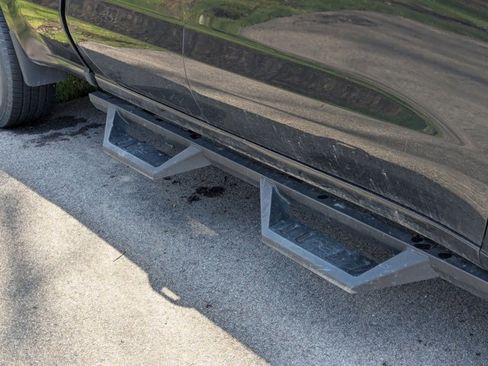 Used 2020 Chevrolet Silverado 1500 Custom w/ Custom Value Package image 12