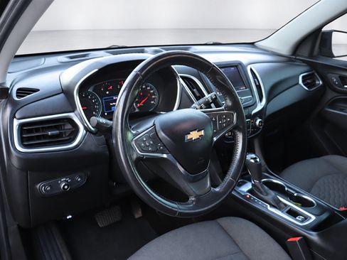 Used 2020 Chevrolet Equinox LT w/ Driver Convenience Package AWD/4WD image 26