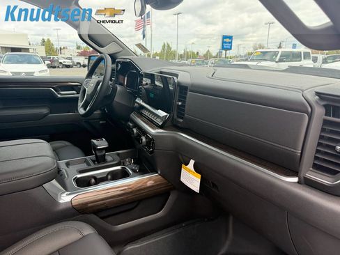 New 2026 Chevrolet Silverado 1500 LT Trail Boss AWD/4WD image 14