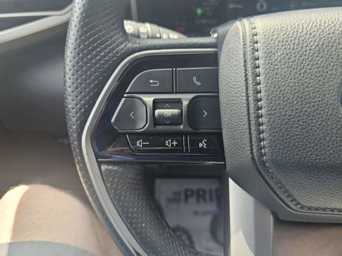 Used 2022 Toyota Tundra Limited image 22