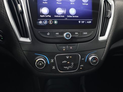 Used 2022 Chevrolet Malibu RS image 17