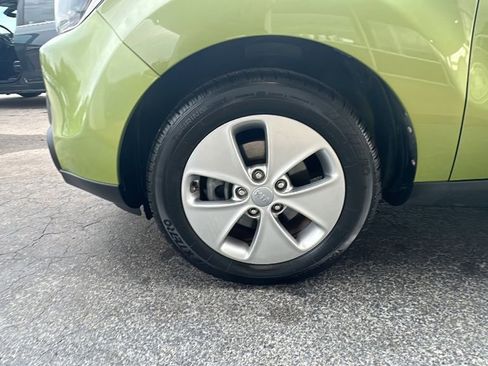 Used 2016 Kia Soul image 9